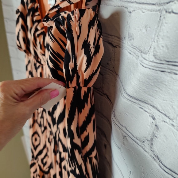 English Factory Tiger Print Ruffle Sleeve Maxi Dress Size Medium NWT - Picture 10 of 11